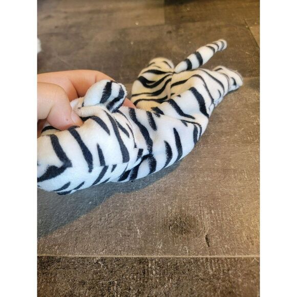 White striped tiger stuffed animal zoo toy figure - Picture 3 of 4